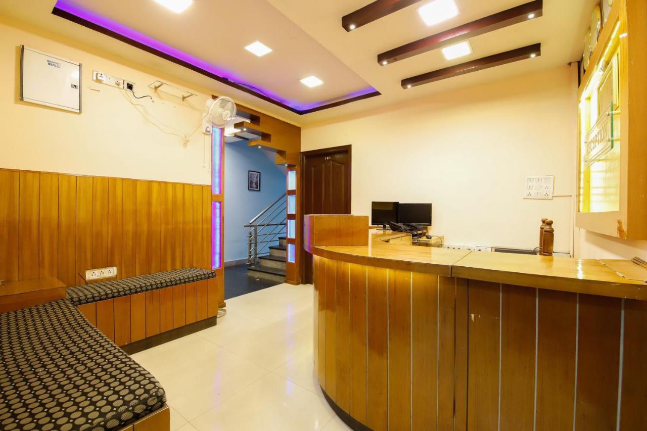 Lusia Inn Bangalore Bagian luar foto